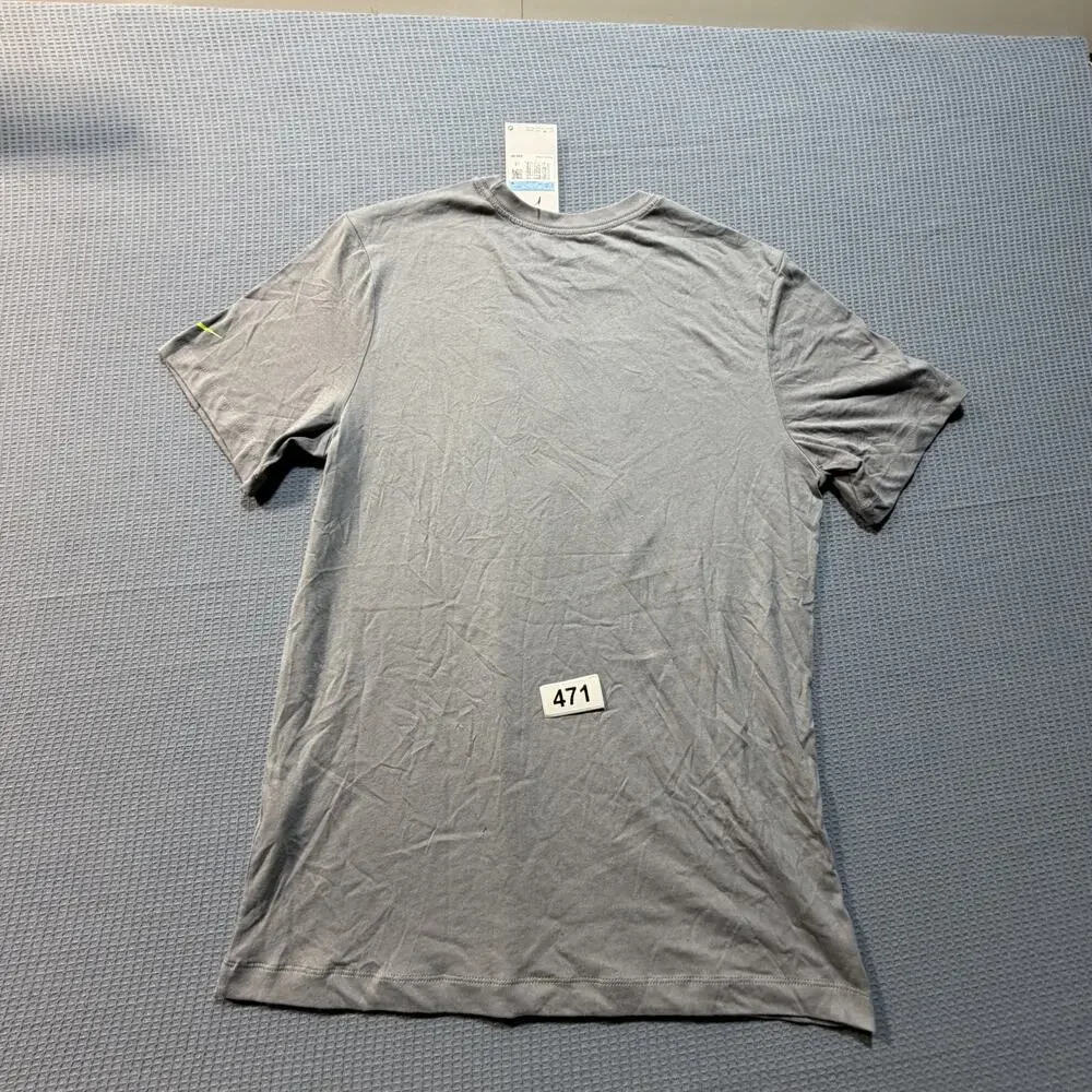 Nike Swoosh Tee Men Sz M Gray Brand New‎